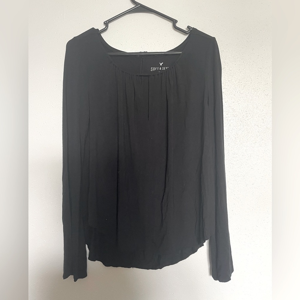 Womens AE soft & sexy brand long sleeve top